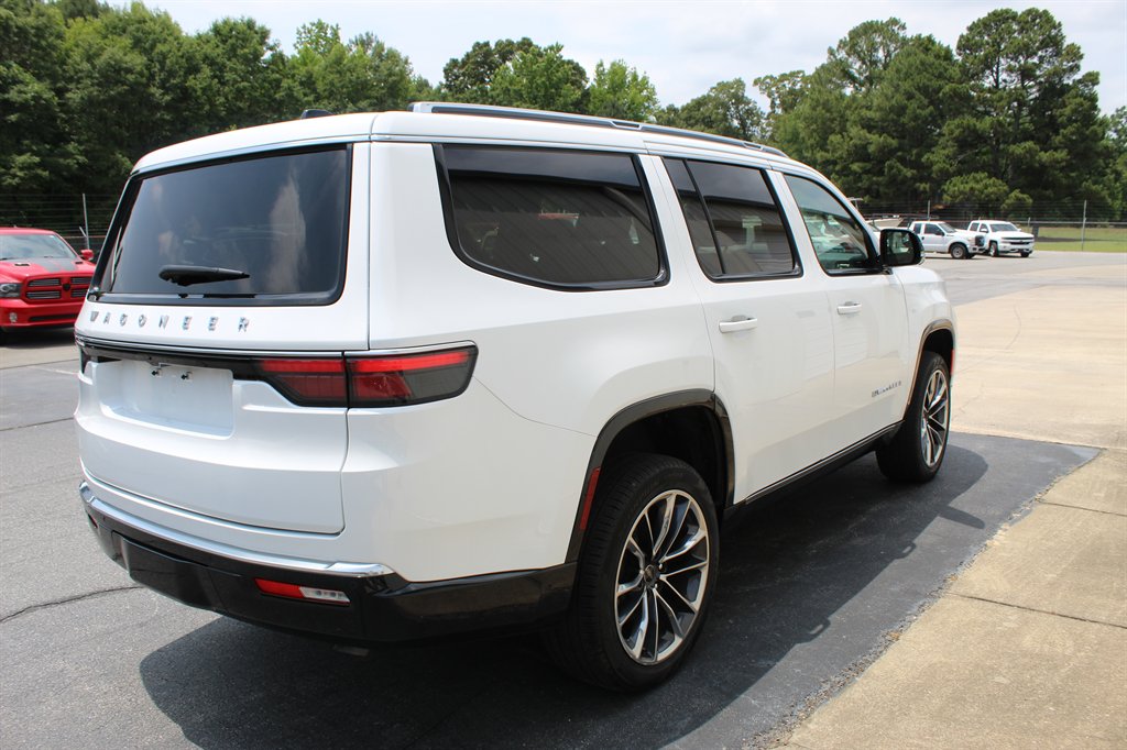 2025 Jeep Wagoneer - $62,950