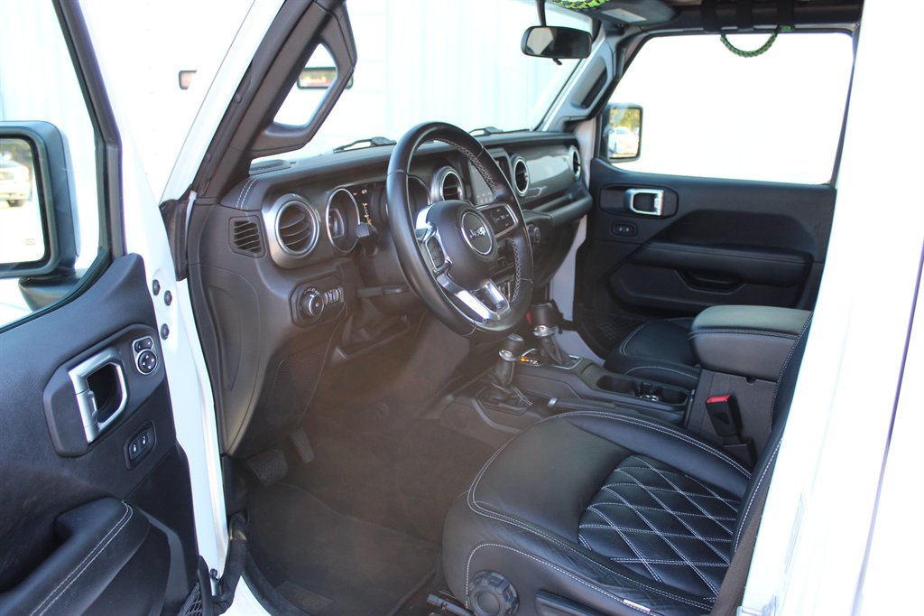 2021 Jeep Wrangler - $22,500