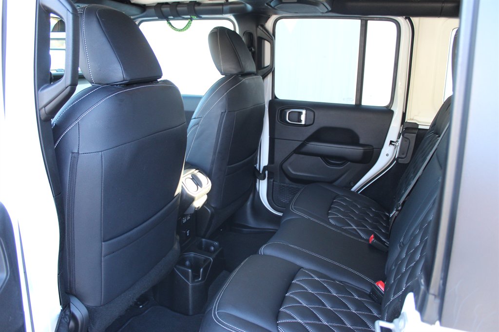 2021 Jeep Wrangler - $22,500