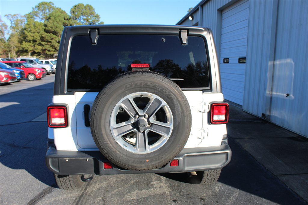 2021 Jeep Wrangler - $22,500