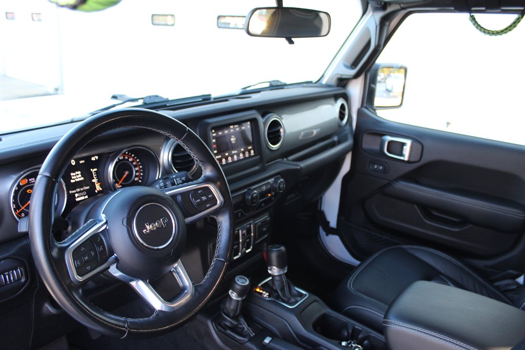 2021 Jeep Wrangler - $22,500