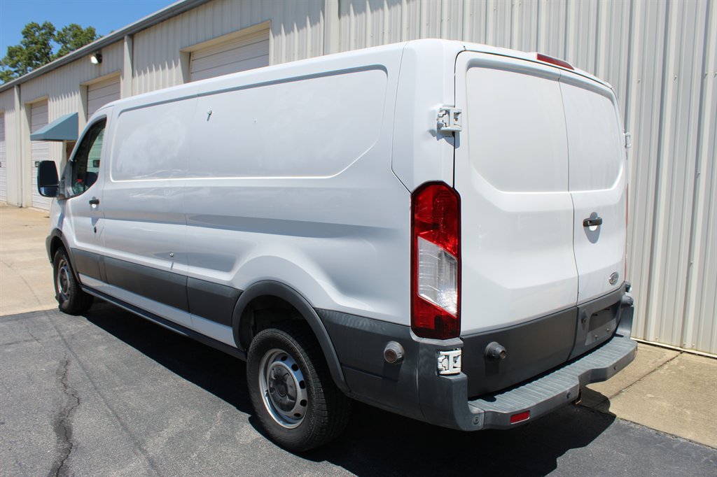 2018 Ford T250 Vans - $12,750