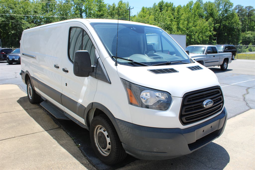 2018 Ford T250 Vans - $12,750