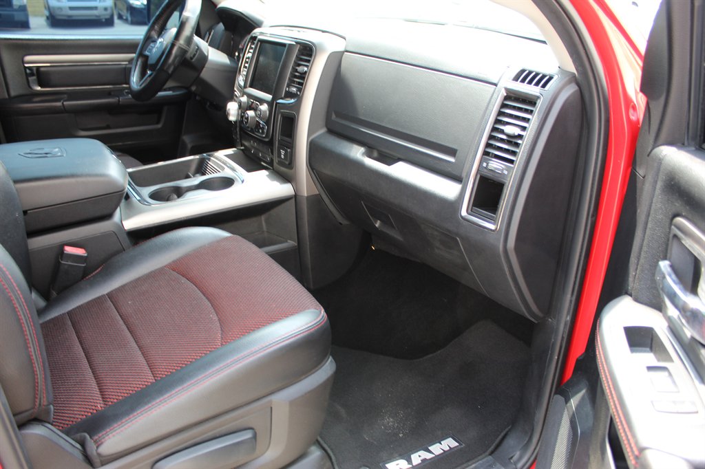 2016 Ram 1500 - $17,500