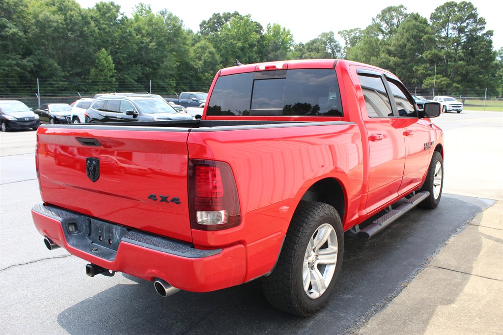 2016 Ram 1500 - $17,500