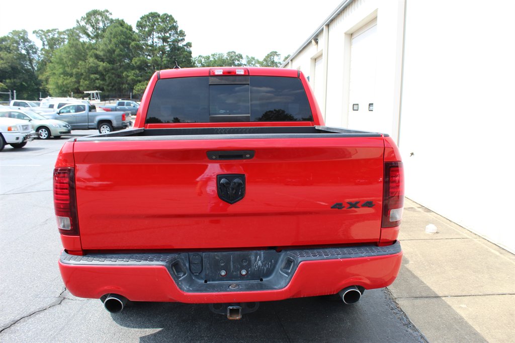 2016 Ram 1500 - $17,500