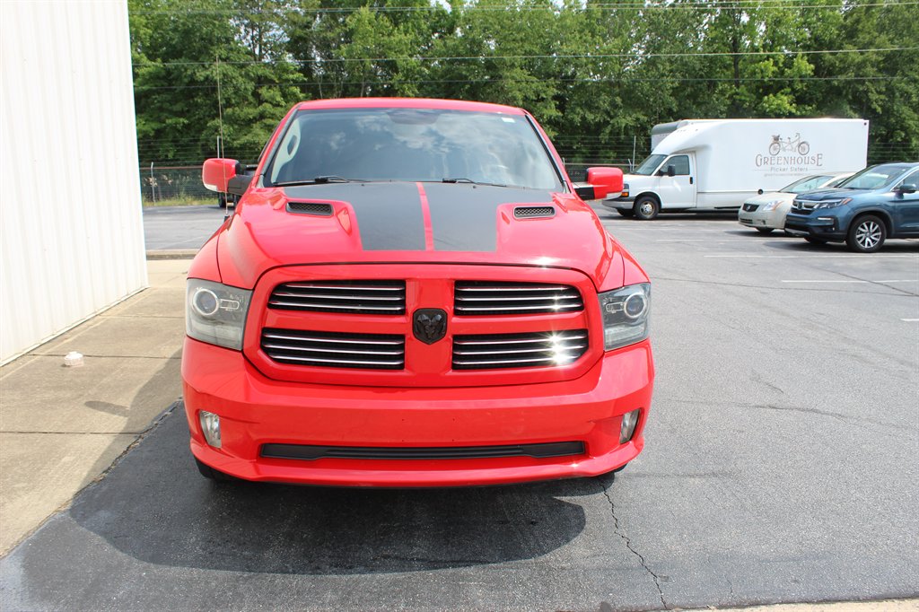 2016 Ram 1500 - $17,500