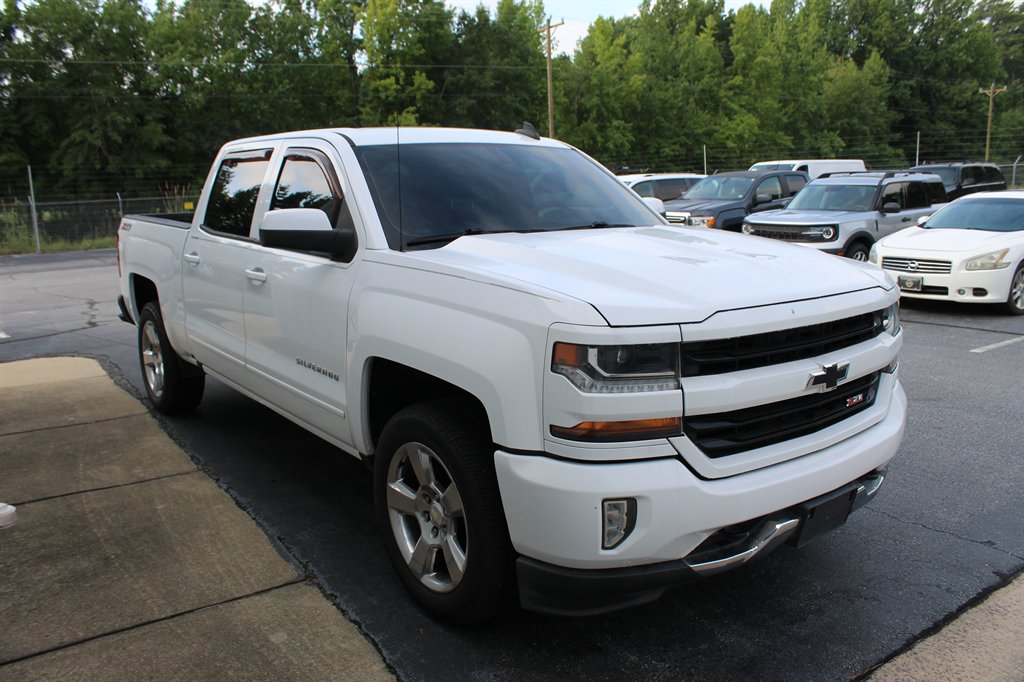 2017 Chevrolet Silverado - $17,500