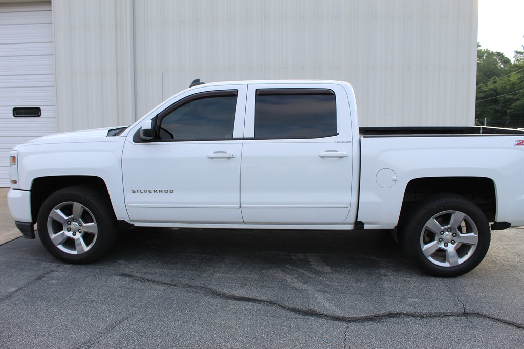2017 Chevrolet Silverado - $17,500
