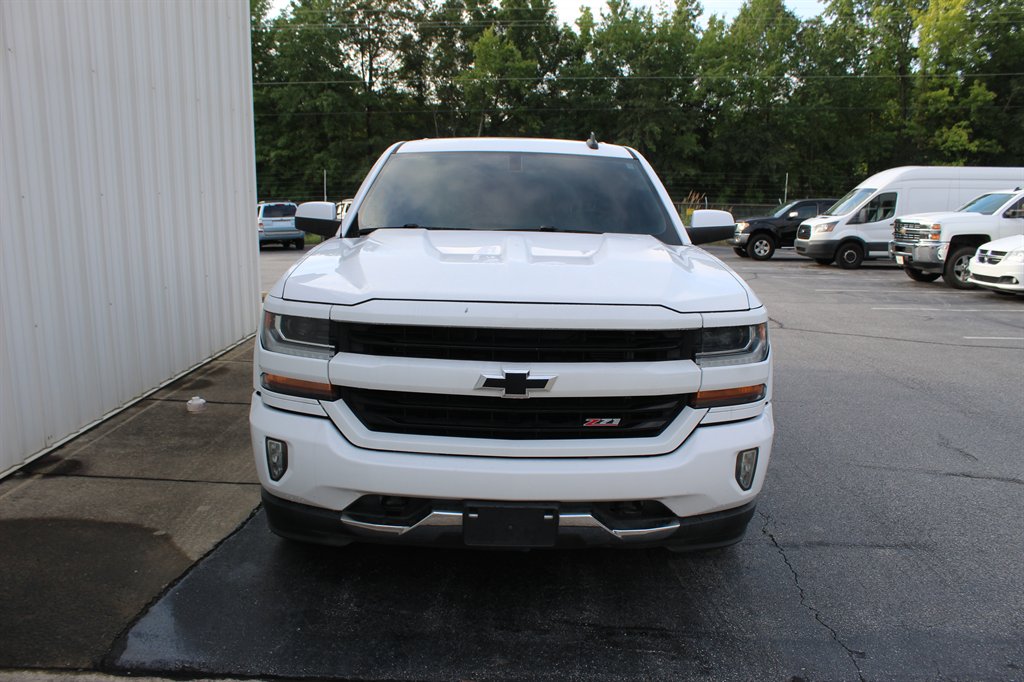 2017 Chevrolet Silverado - $17,500