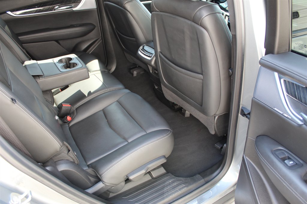 2023 Cadillac XT6 - $35,500