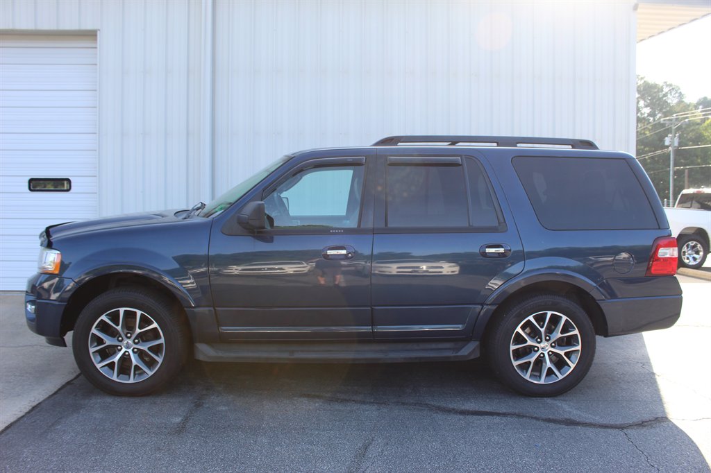 2017 Ford Expedition - $11,500