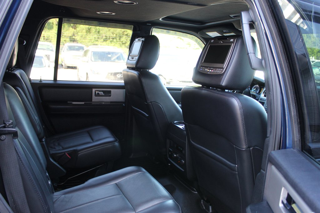 2017 Ford Expedition - $11,500
