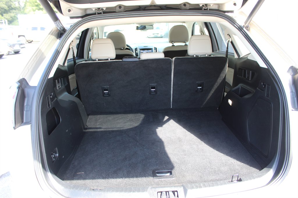 2017 Ford Edge - $12,250