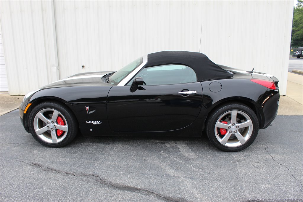 2007 Pontiac Solstice - $14,750