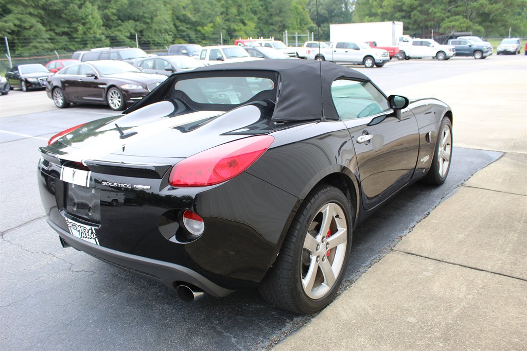 2007 Pontiac Solstice - $14,750