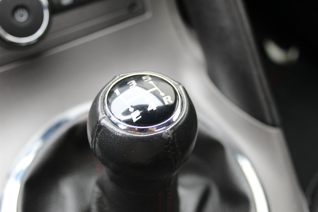 2007 Pontiac Solstice - $14,750