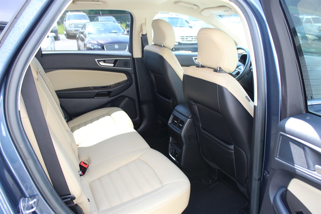 2019 Ford Edge - $13,500