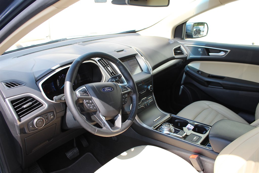 2019 Ford Edge - $13,500
