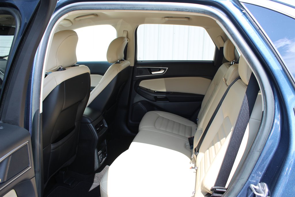 2019 Ford Edge - $13,500