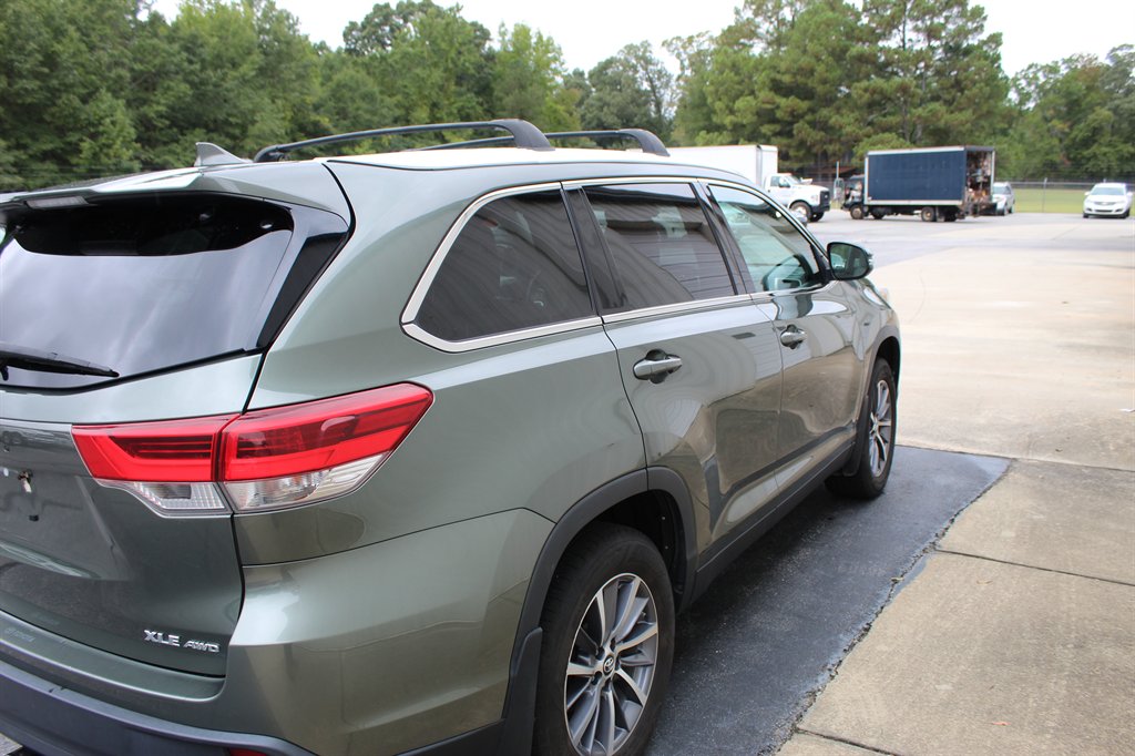 2019 Toyota Highlander - $22,850