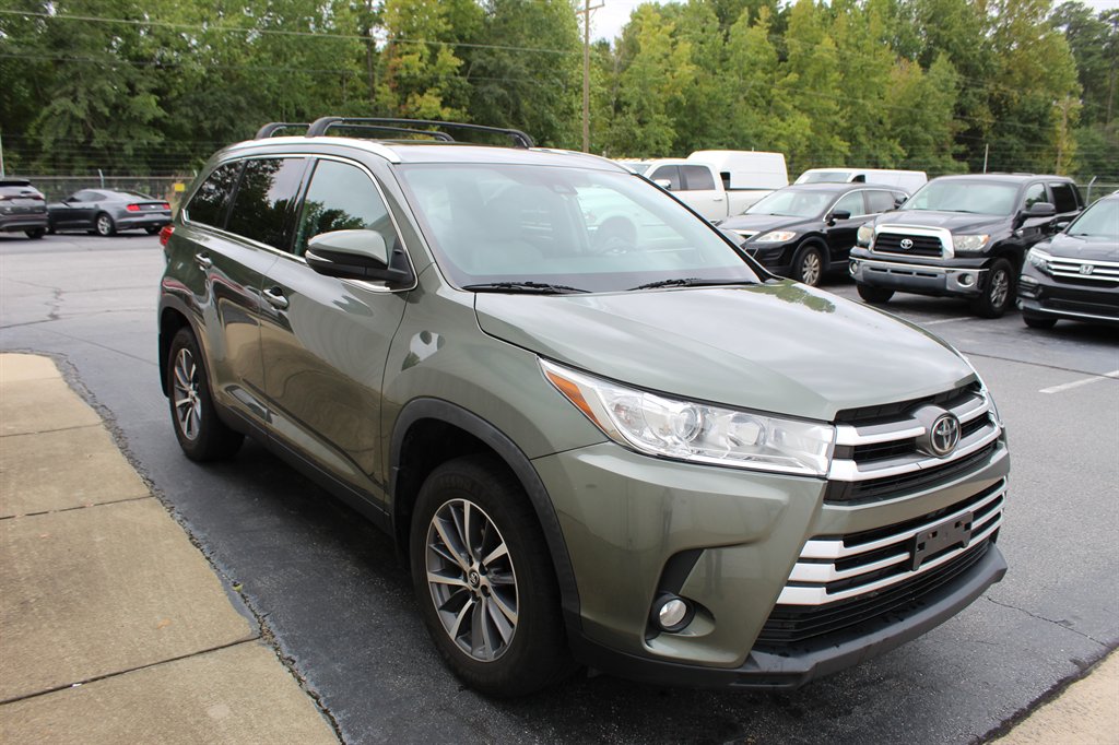 2019 Toyota Highlander - $22,850