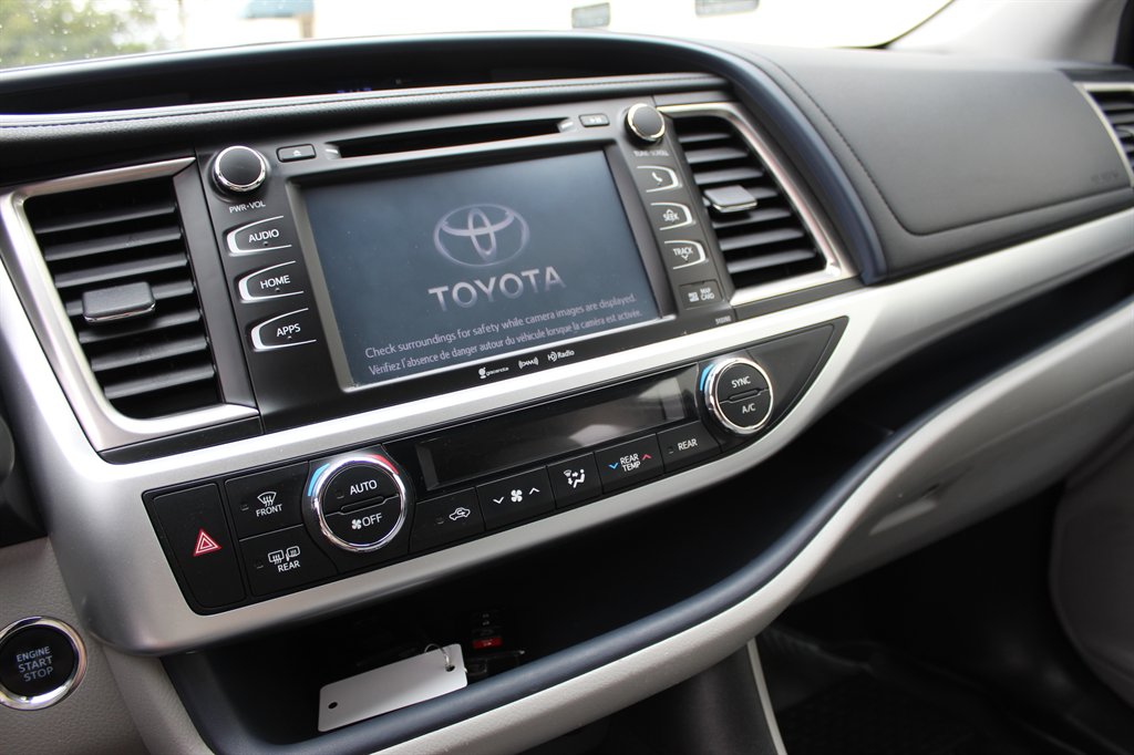 2019 Toyota Highlander - $22,850