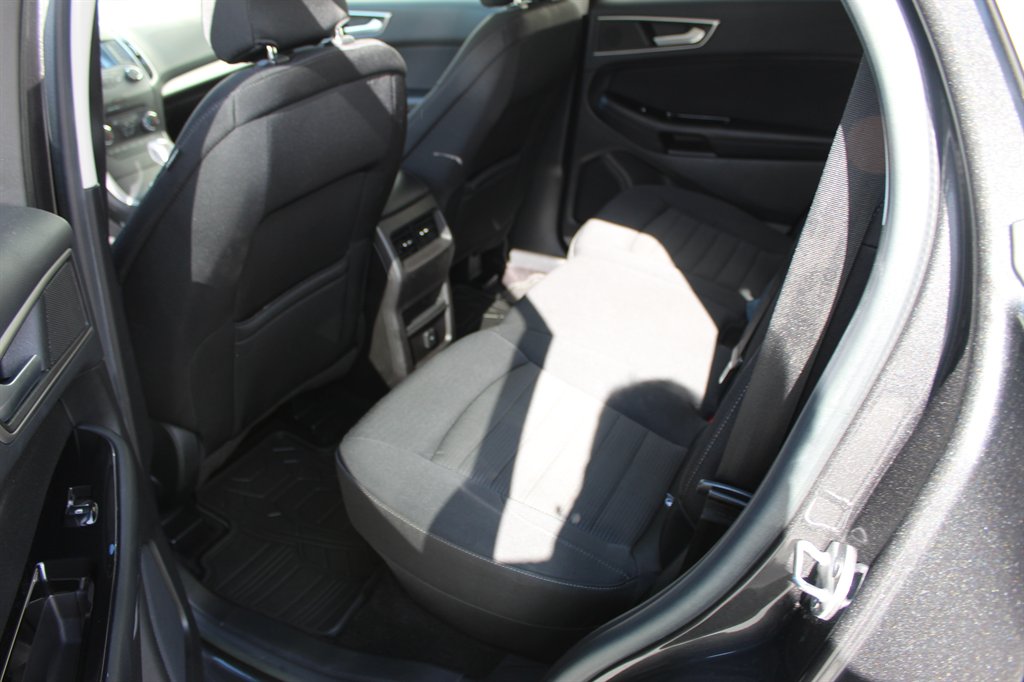 2017 Ford Edge - $11,500