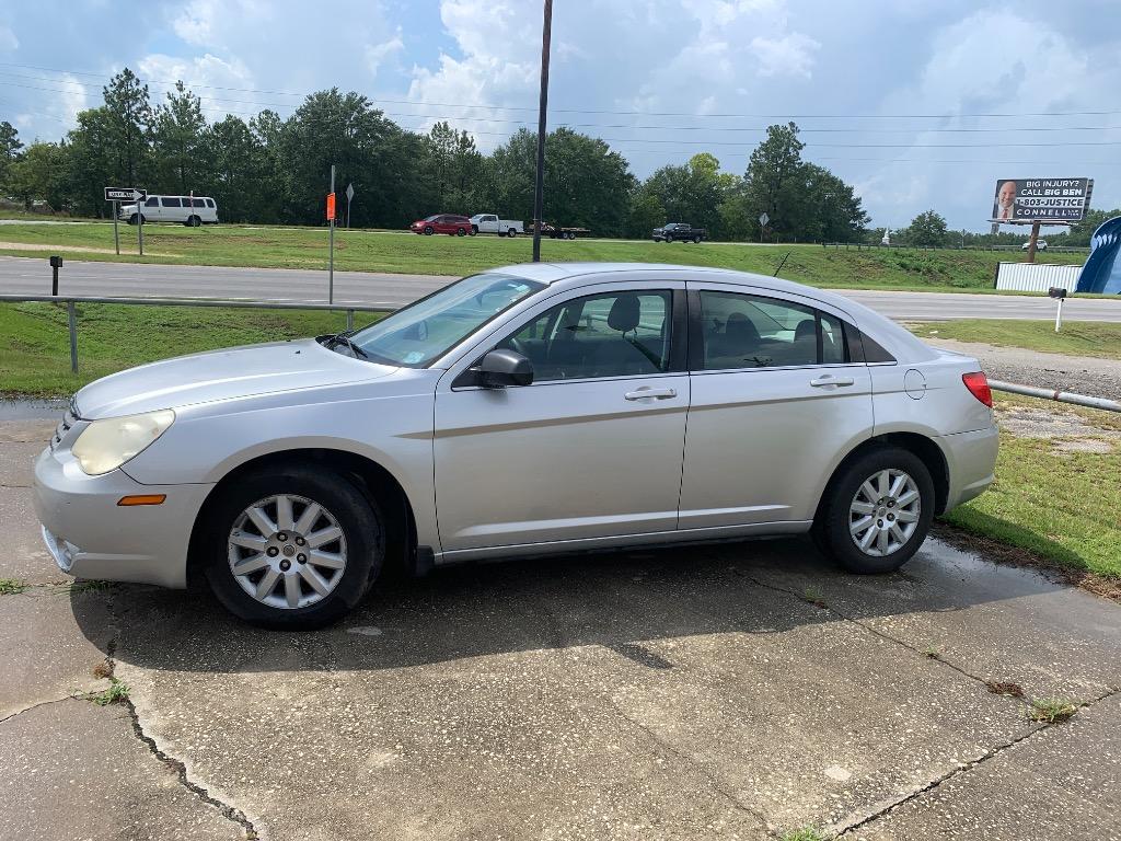 2010 Chrysler Sebring - $6,600