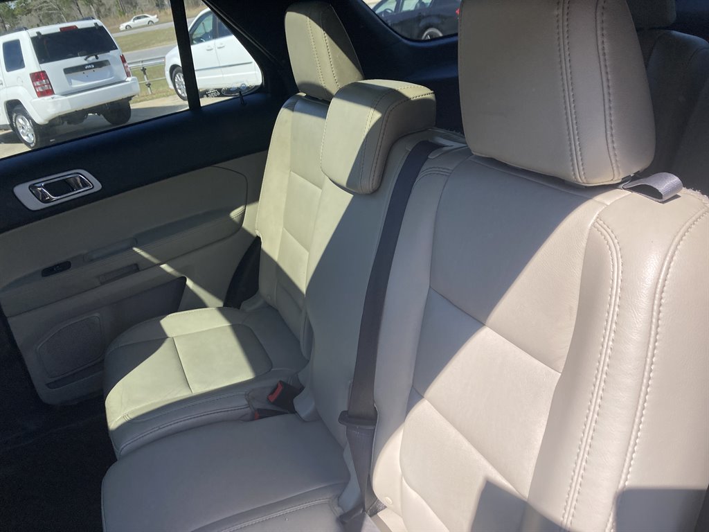 2013 Ford Explorer XLT photo
