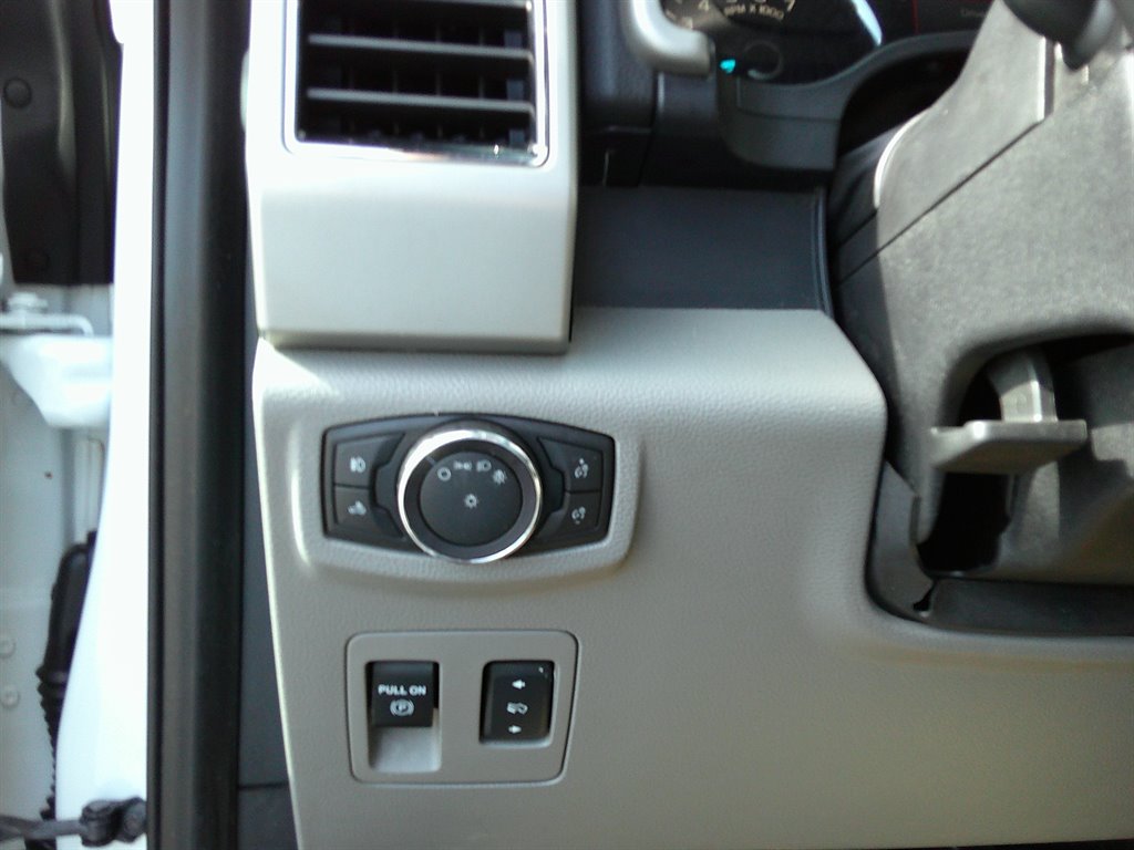 2018 Ford F-150 - $18,990