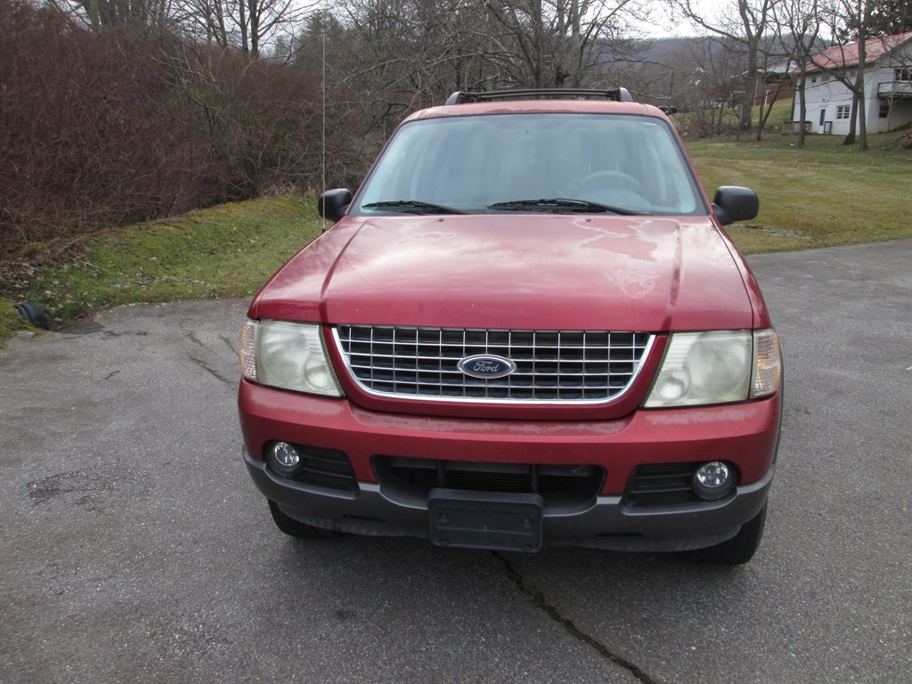 2005 Ford Explorer XLT photo