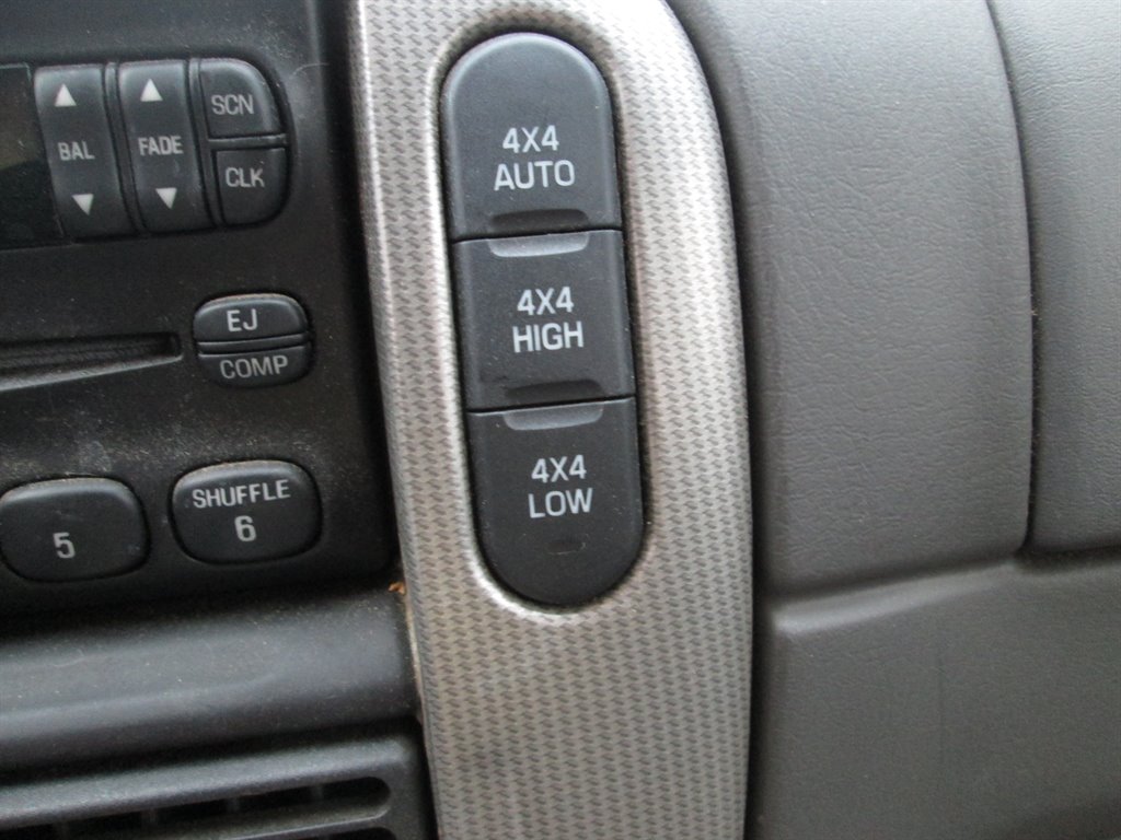 2005 Ford Explorer XLT photo