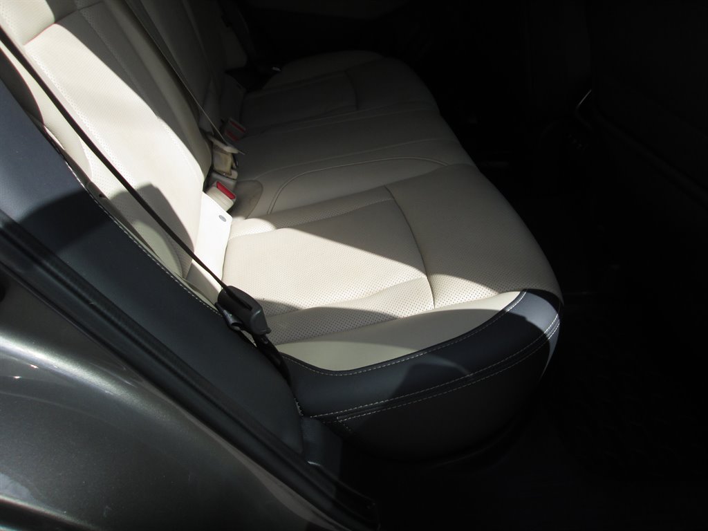 2021 Subaru Outback - $25,995