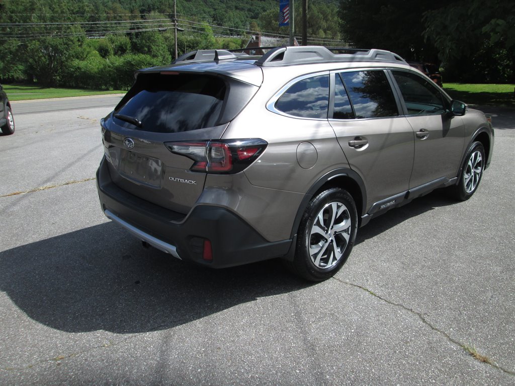 2021 Subaru Outback - $25,995