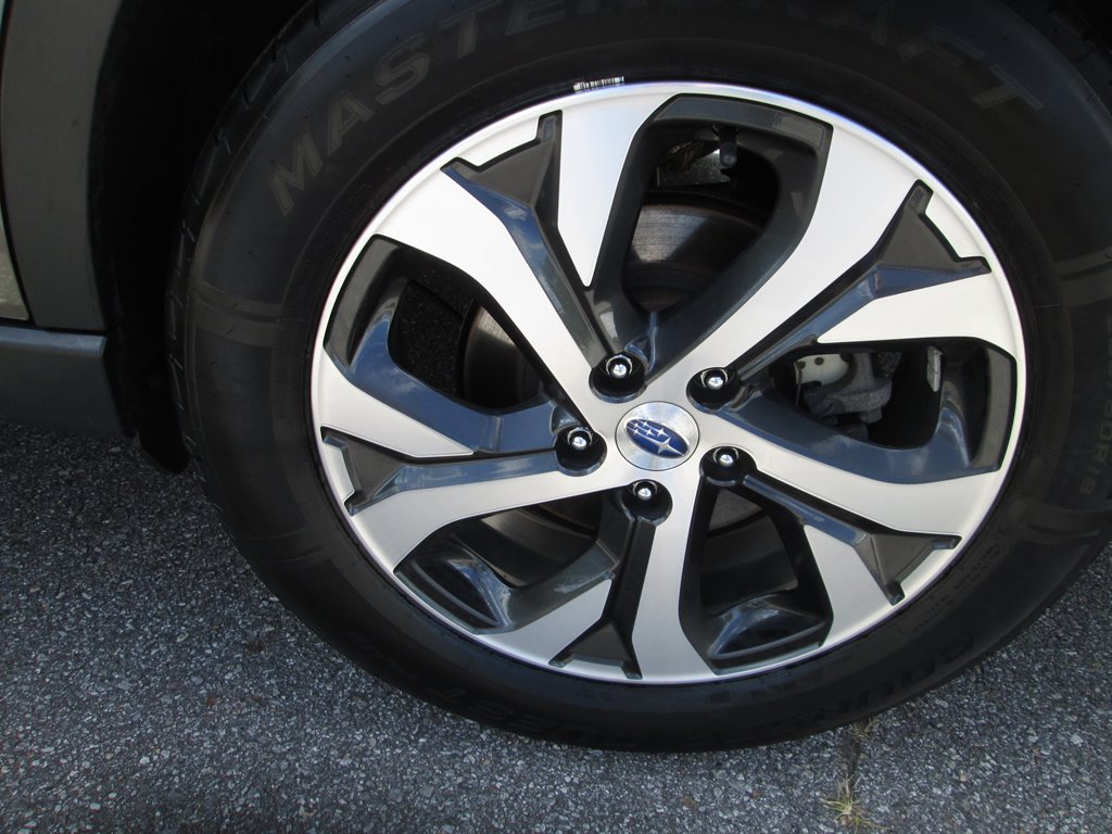 2021 Subaru Outback - $25,995