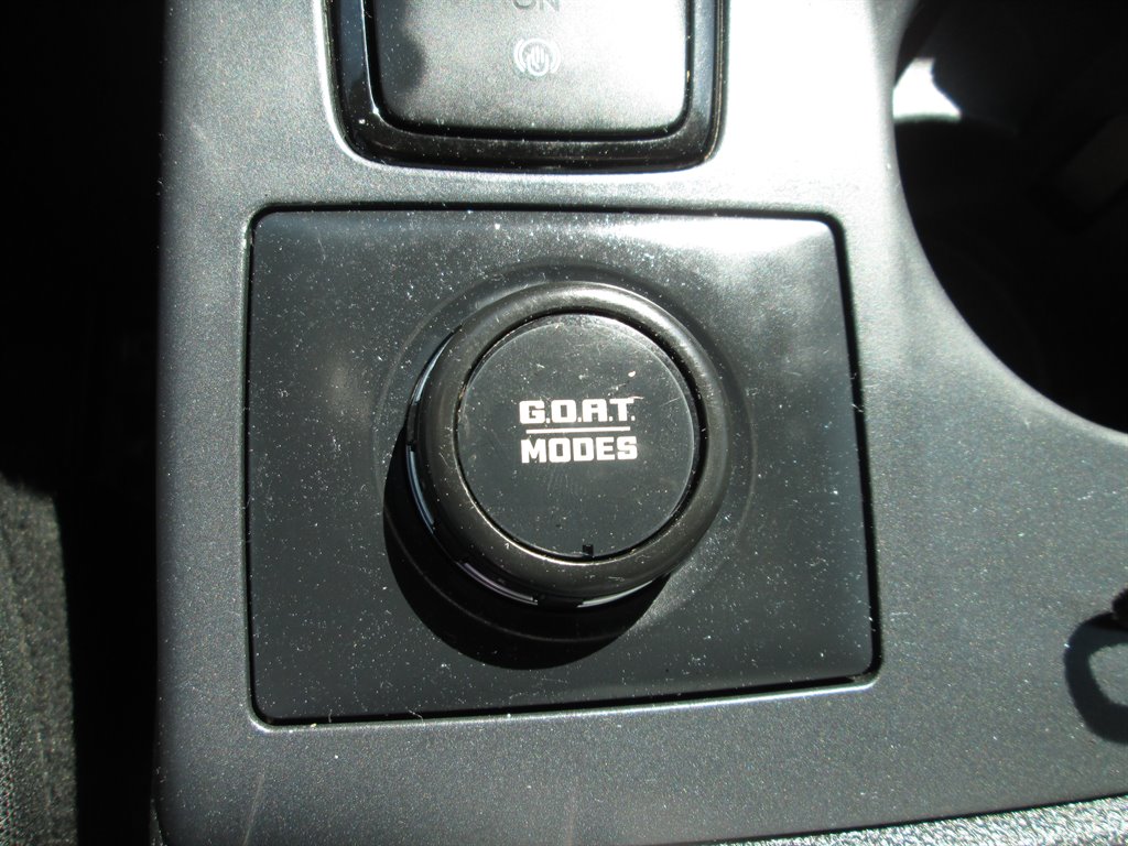 2022 Ford Bronco - $19,499