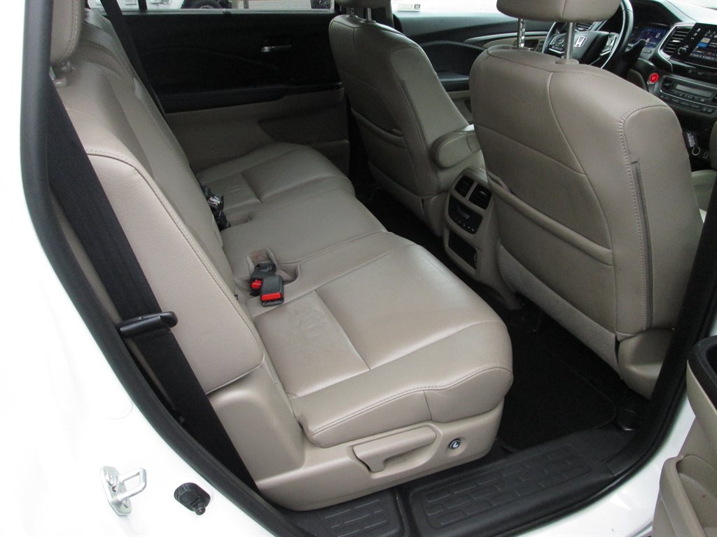 2022 Honda Pilot EX-L photo