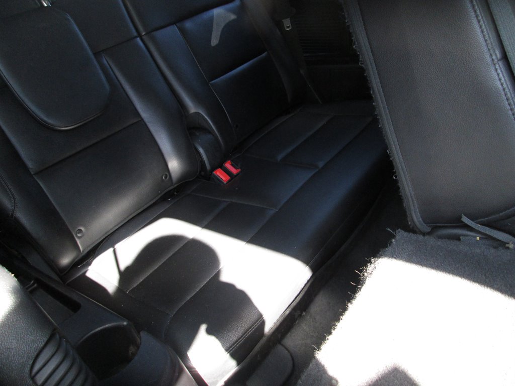 2020 Ford Explorer - $25,990