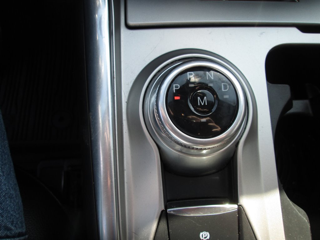 2020 Ford Explorer - $25,990