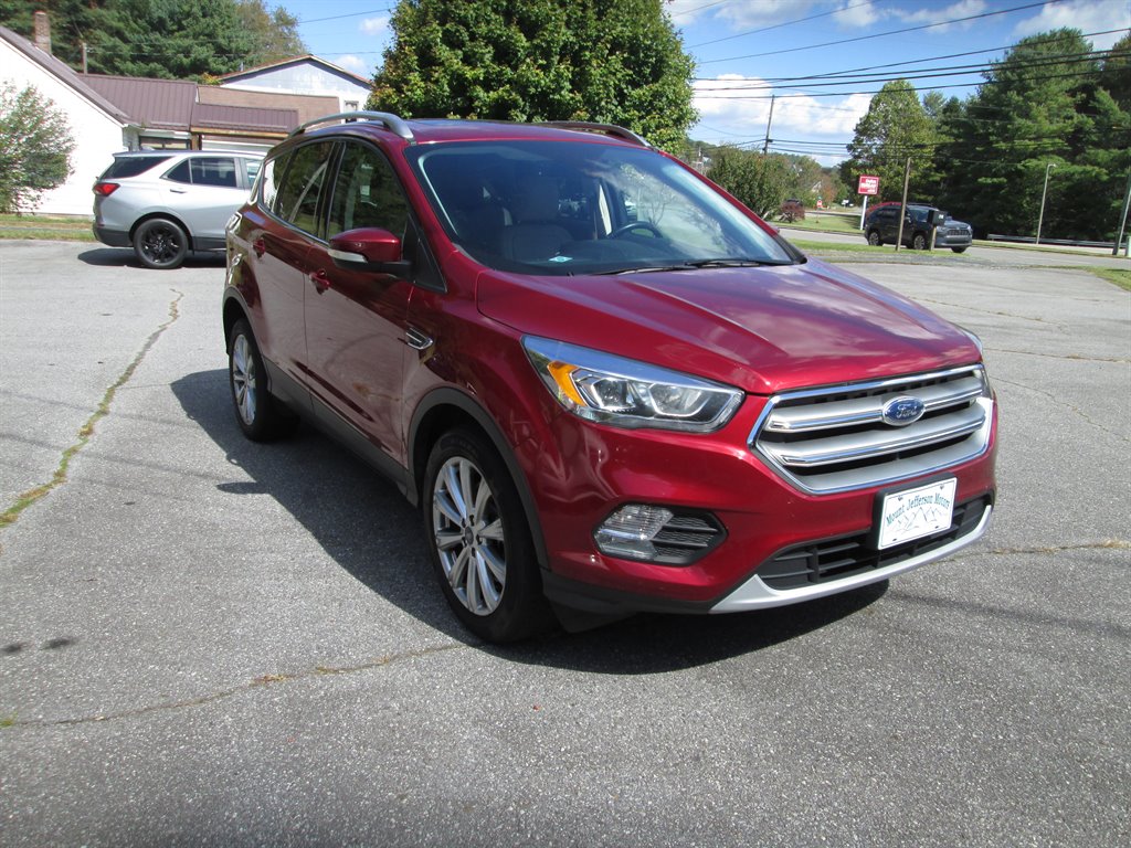 2017 Ford Escape - $11,495