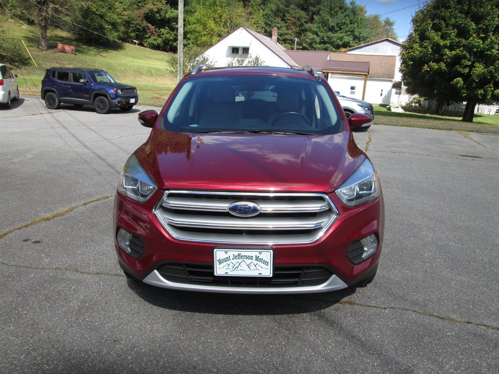 2017 Ford Escape - $11,495