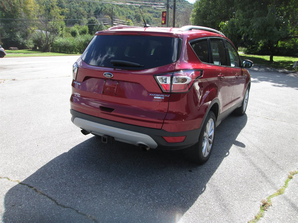 2017 Ford Escape - $11,495