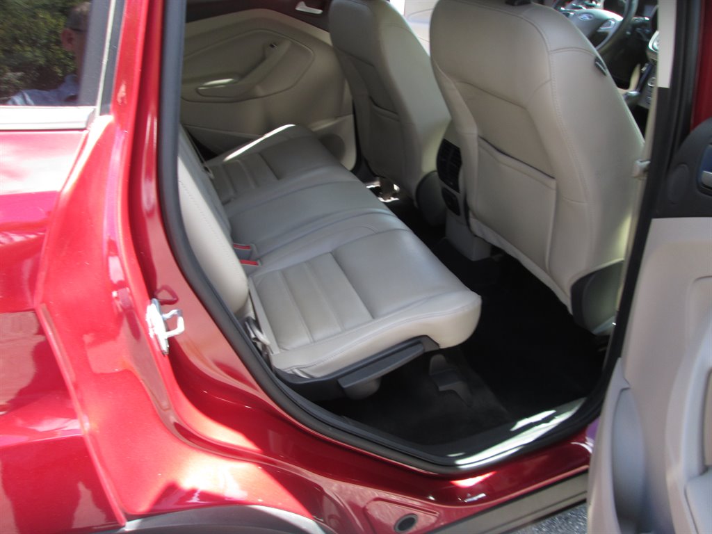 2017 Ford Escape - $11,495