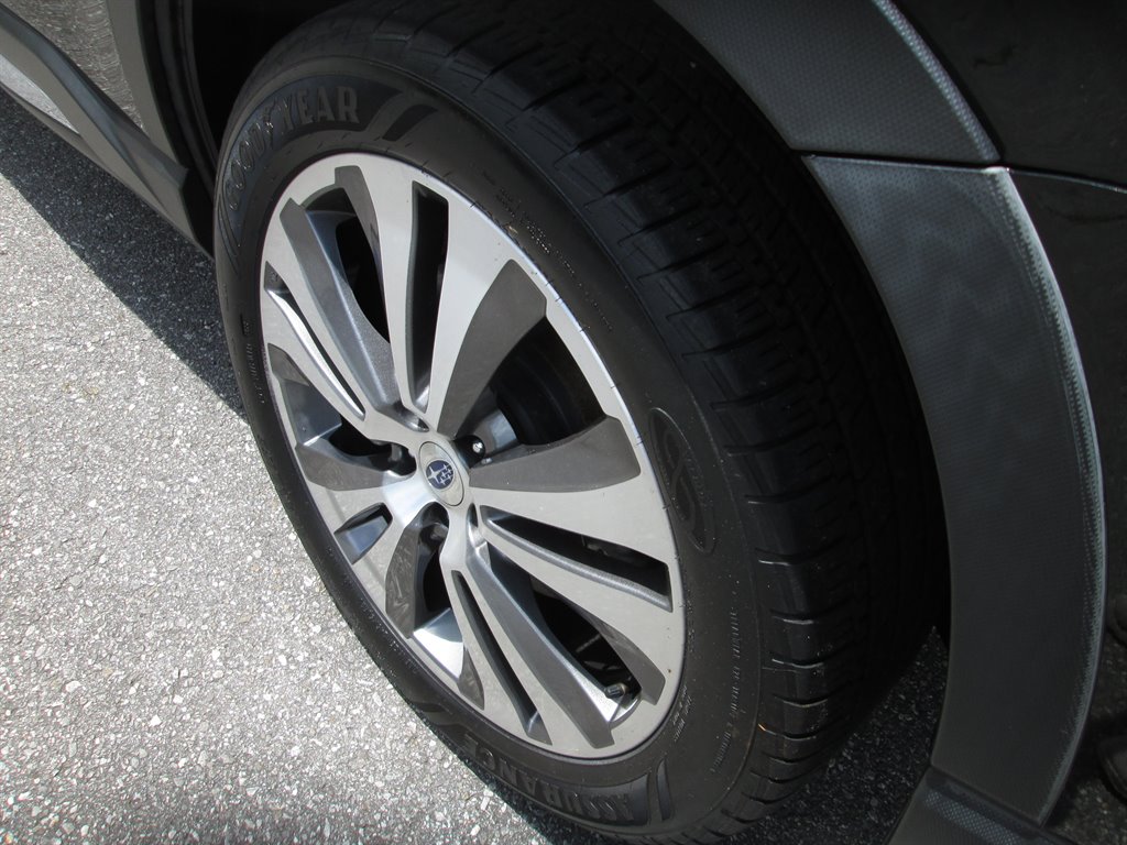 2019 Subaru Ascent - $22,990