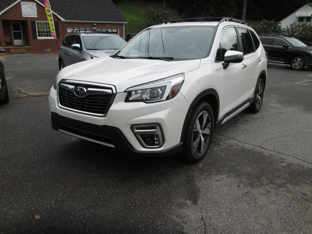 2019 Subaru Forester - $24,499
