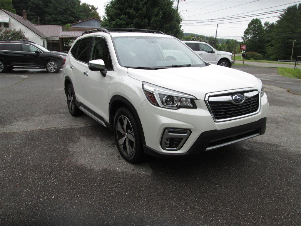 2019 Subaru Forester - $24,499