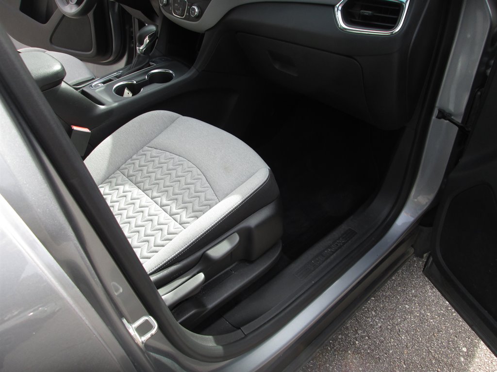 2023 Chevrolet Equinox - $23,990