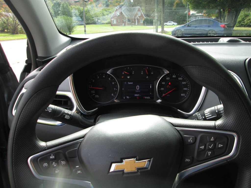2023 Chevrolet Equinox - $23,990
