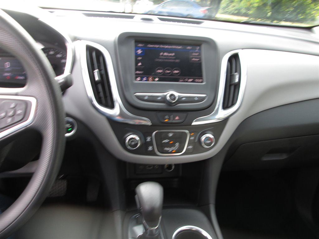 2023 Chevrolet Equinox - $23,990